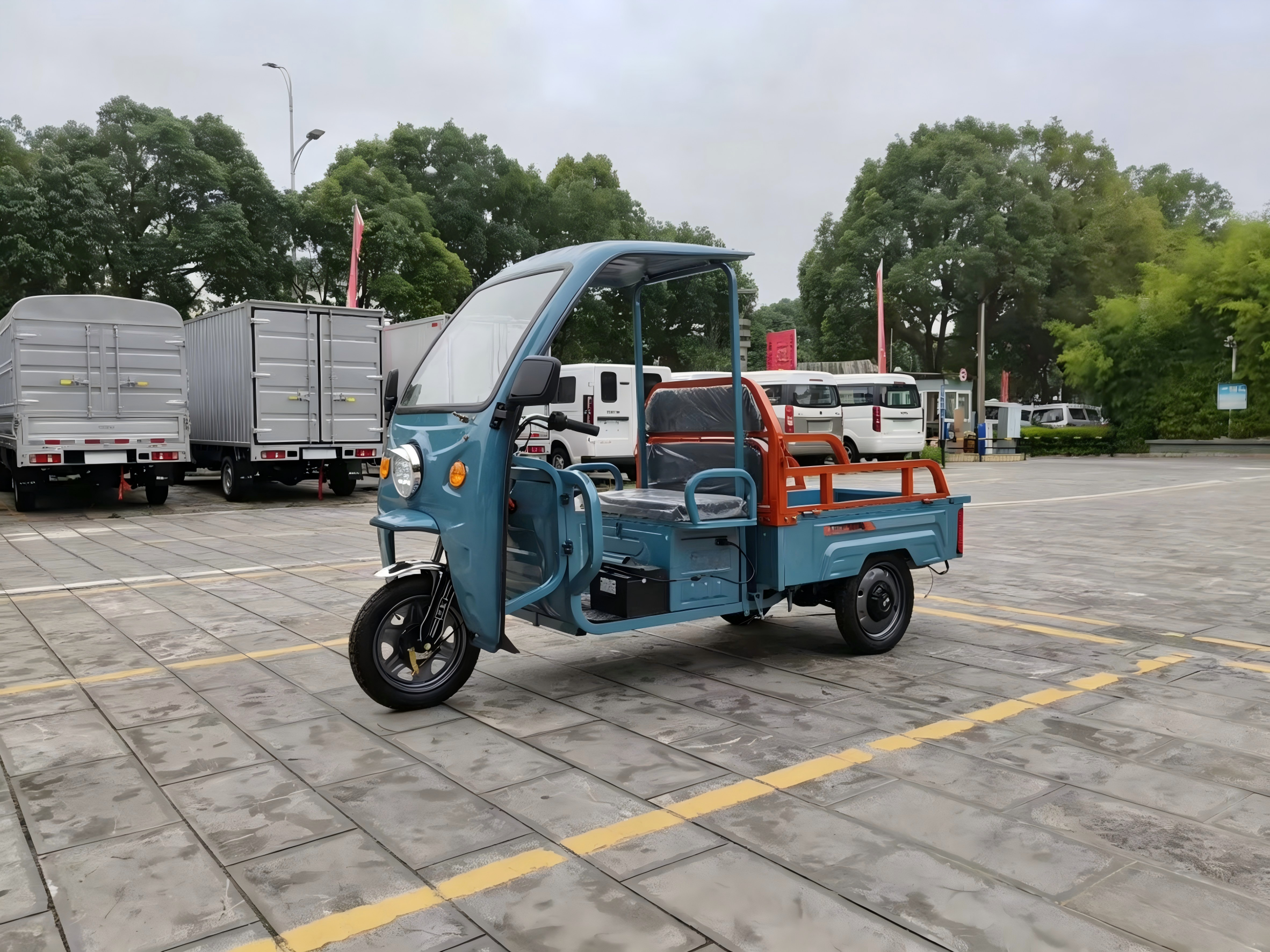 FC-1551 electric tricycle Main image